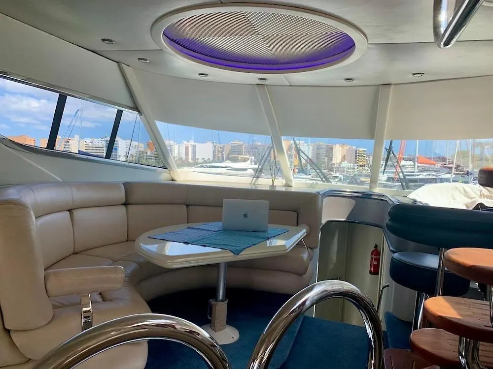 Yacht 18M Sunseeker In Mallorca Mit Fruehstueck & Bordcrew Hotel El Arenal  0*, El Arenal (Mallorca) Spain